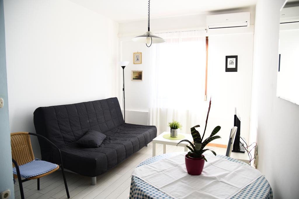 Apartments Marija Бибинє Екстер'єр фото
